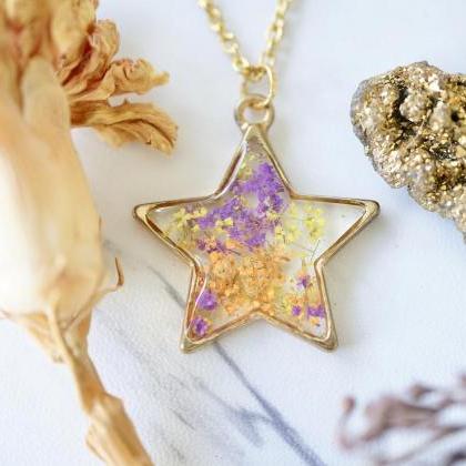 Real Pressed Flowers In Resin, Gold Star Necklace..