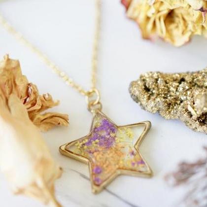Real Pressed Flowers In Resin, Gold Star Necklace..