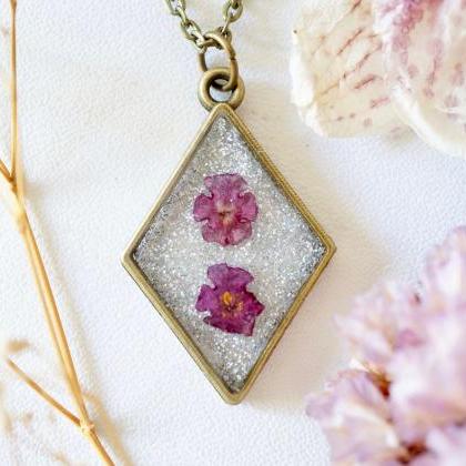 Real Pressed Flowers In Resin, Bronze Necklace In..