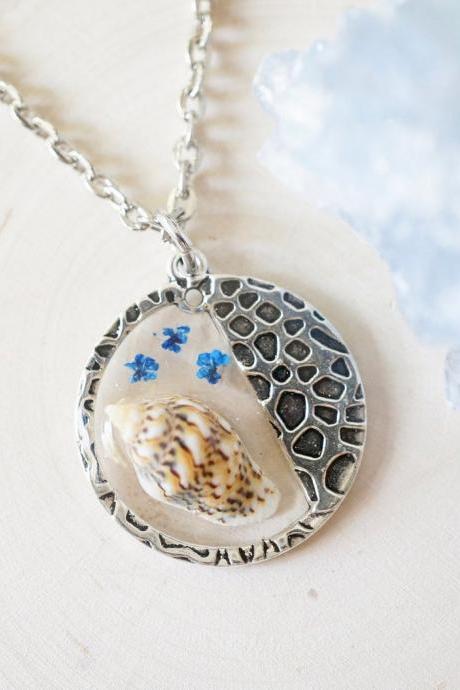 Real Pressed Flowers in Resin, Silver Necklace in Blue with Real Seashell