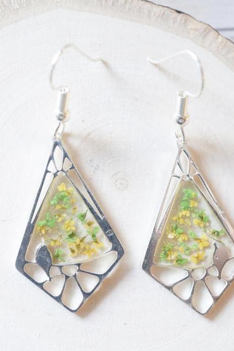 Real Pressed Flowers And Resin Earrings, Drops In Green And Yellow
